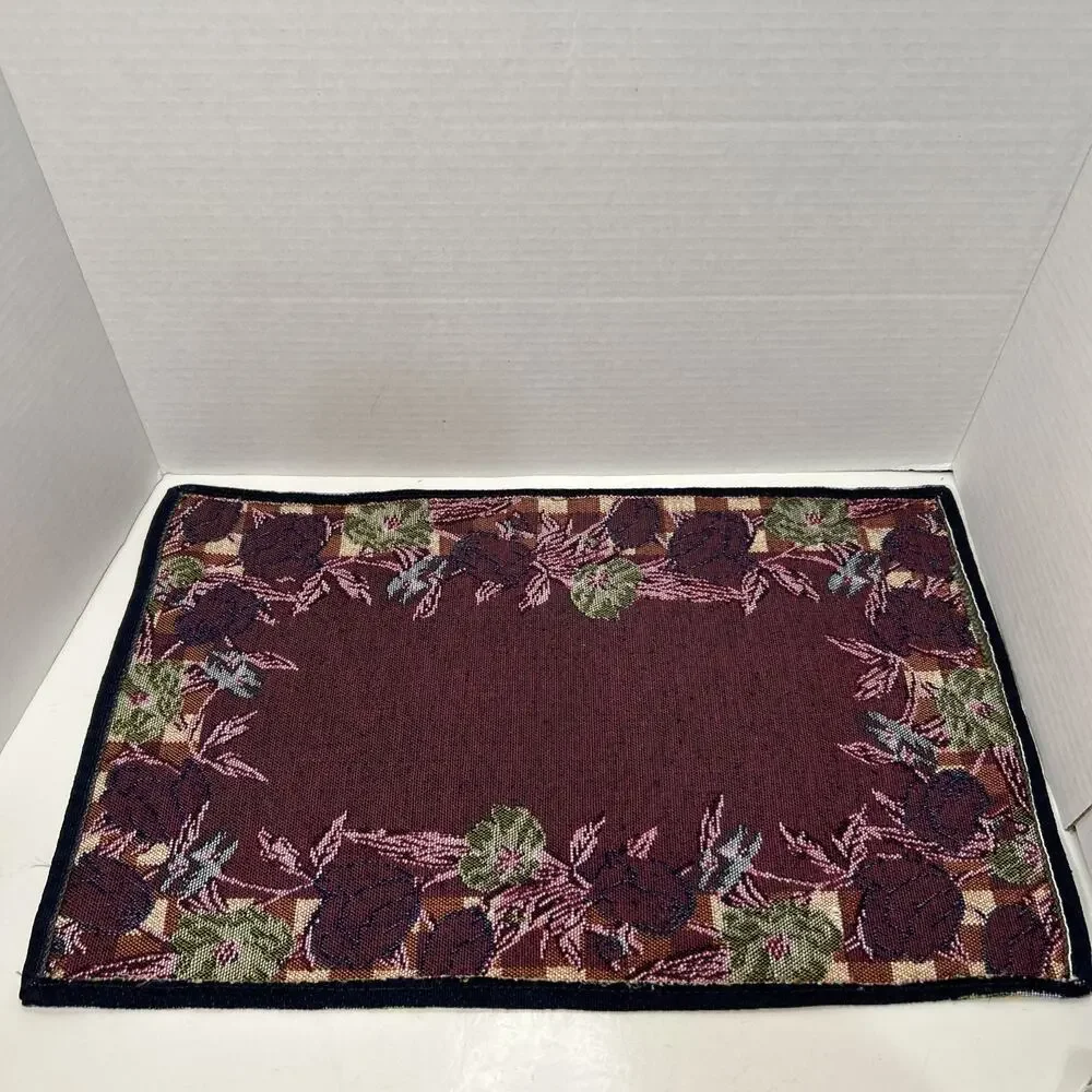 Tulip Flowers Blue White Checked Border Woven Tapestry 19